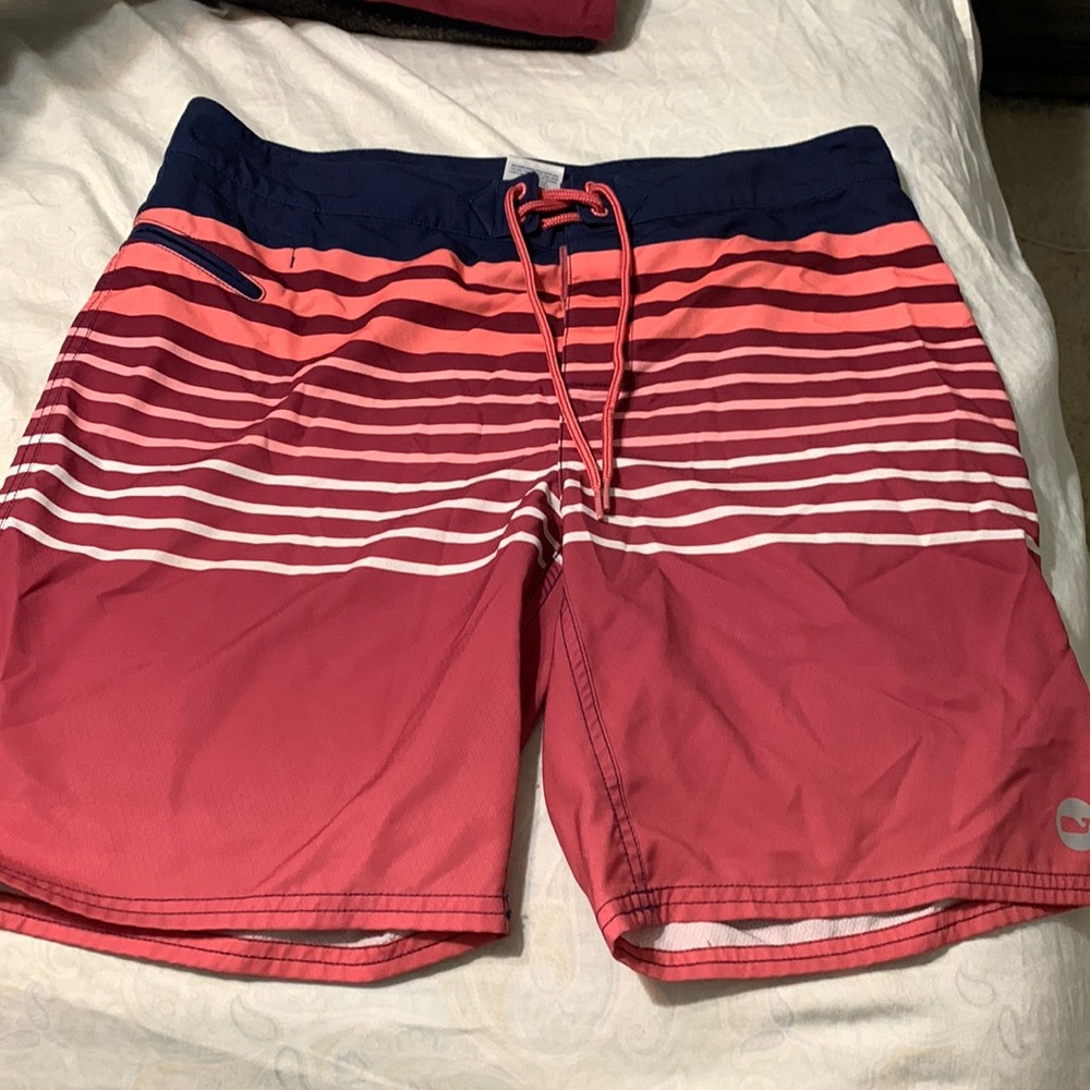 Vineyard Vines men’s swimsuit